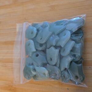 40pcs. Green Aventurine Tulip-shaped beads